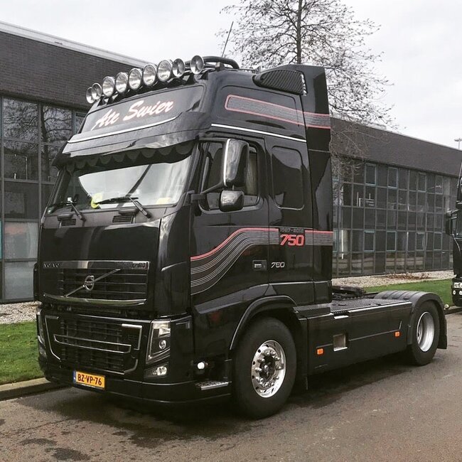 Przedłużenie osłony przeciwsłonecznej Solarguard do Volvo FH3