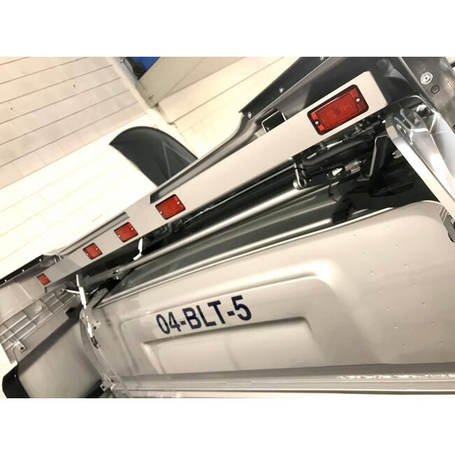 Ljusramp för montering under spoilern på Scania Nextgen