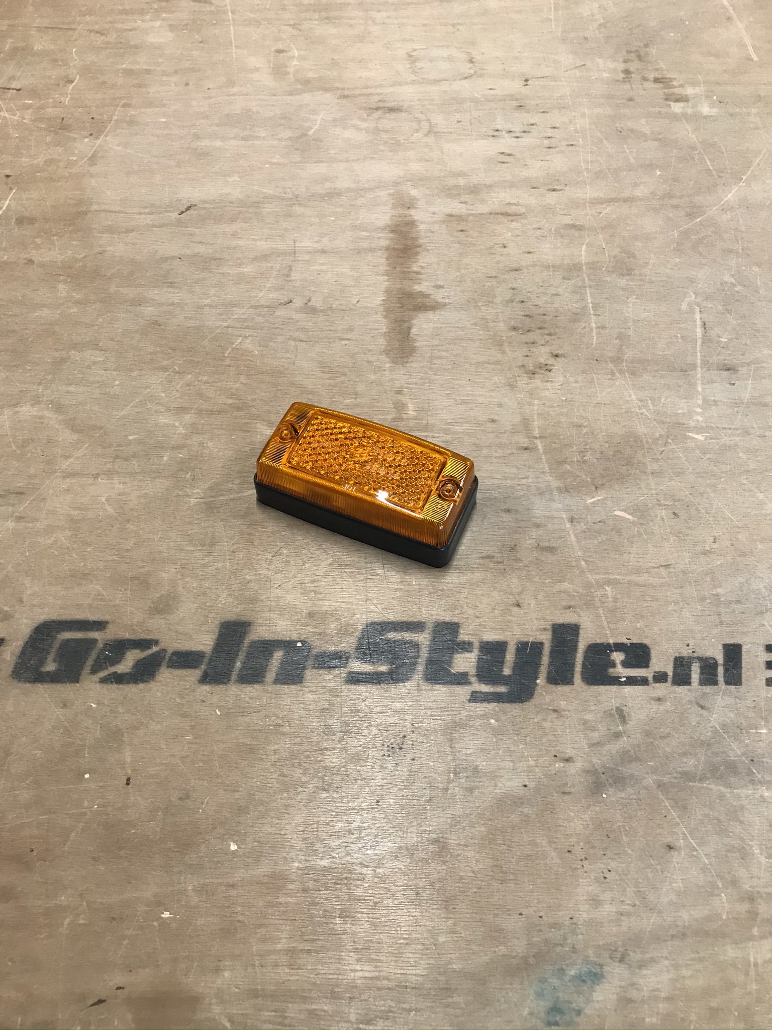 Hella Zijmarkeringslamp oranje