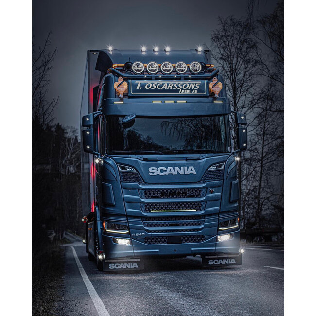 Strands Siberia Single row LED Bar