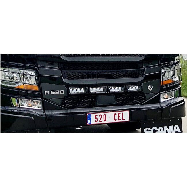 Lazer Triple-R 750 schwarz mit Positionsleuchte 230 mm