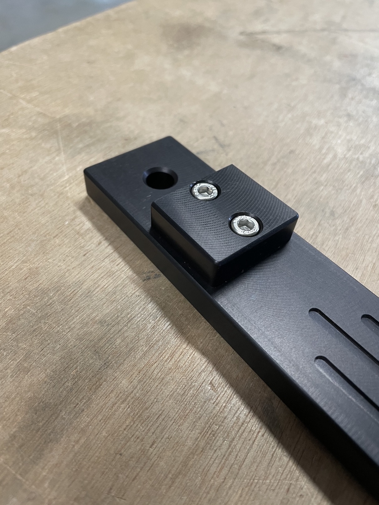 GIS specialdesignet blokaluminium bearbejdet femte hjulsarm