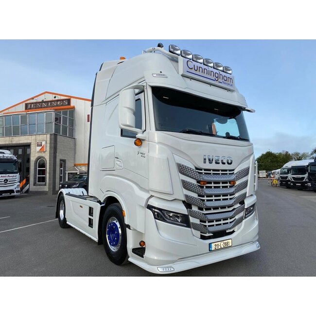Class Design spoiler, Iveco S-Way