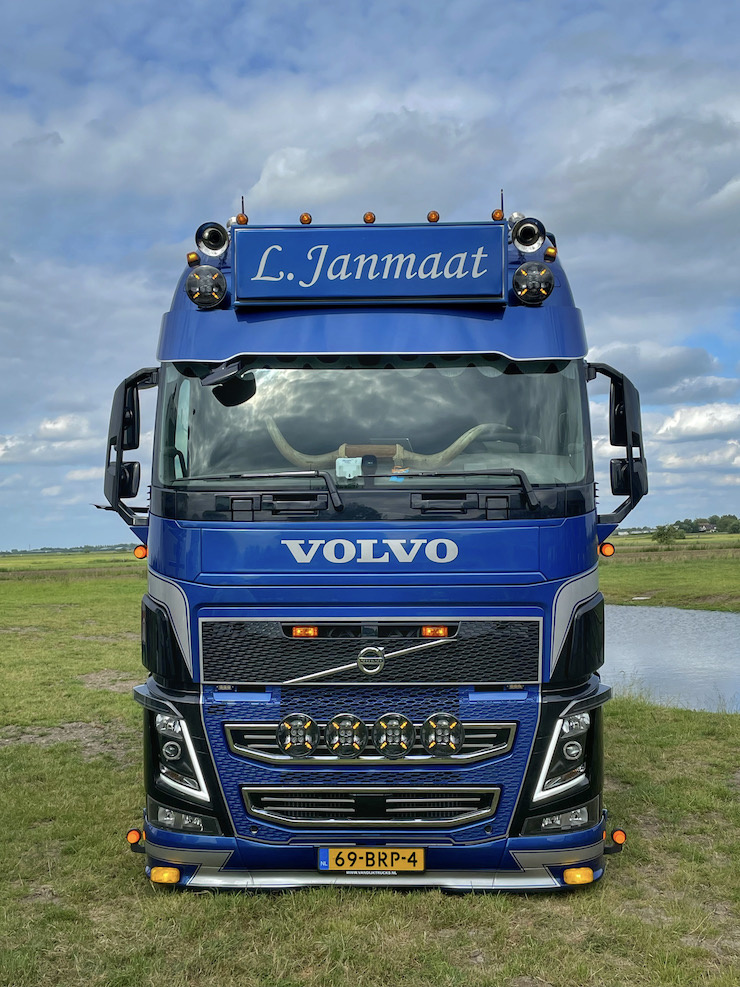 Leuchtschild-Halterungen Volvo FH4/5 + FM5 (Satz)