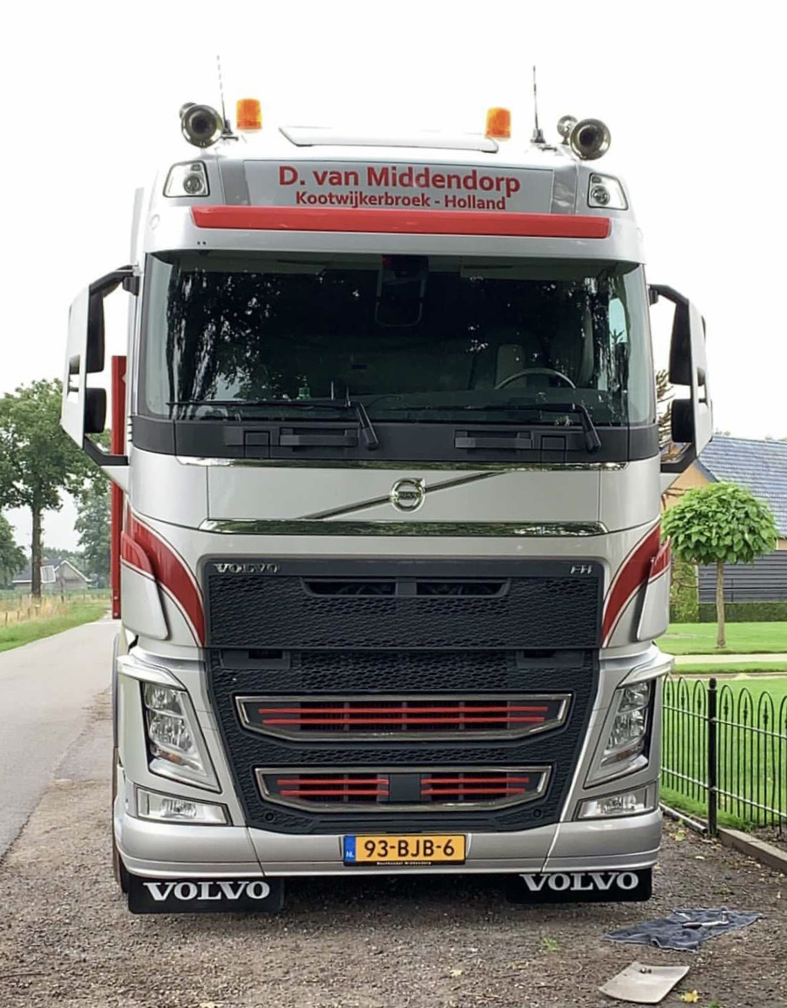 Bavette Volvo 63 x 35 cm
