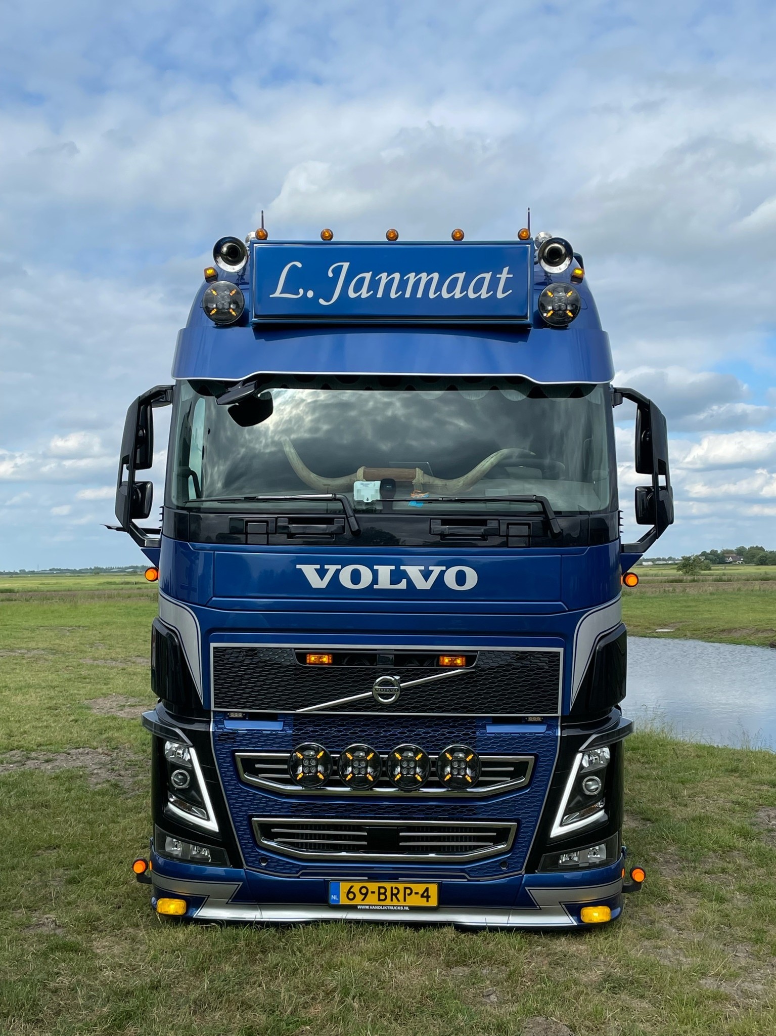 Światło drogowe Ledson Sarox 9+ z bursztynowym i białym światłem pozycyjnym!