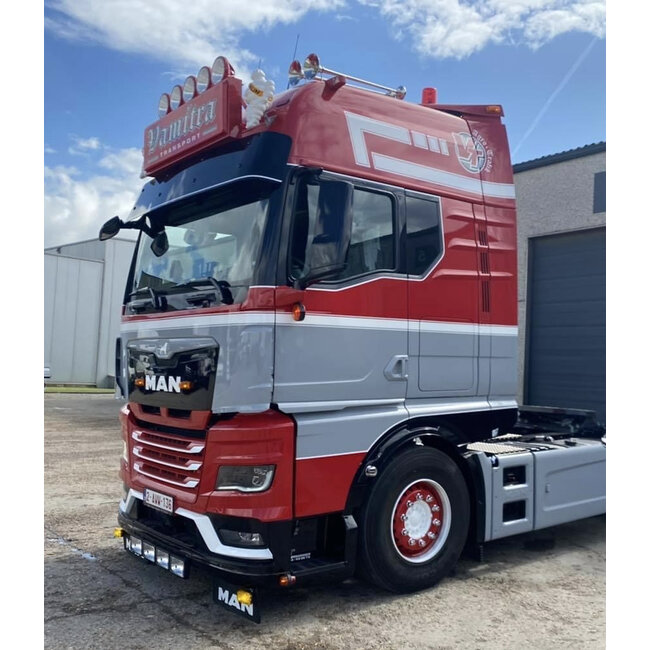Aluminium Fox Parts zonneklep voor de MAN TGX 2021