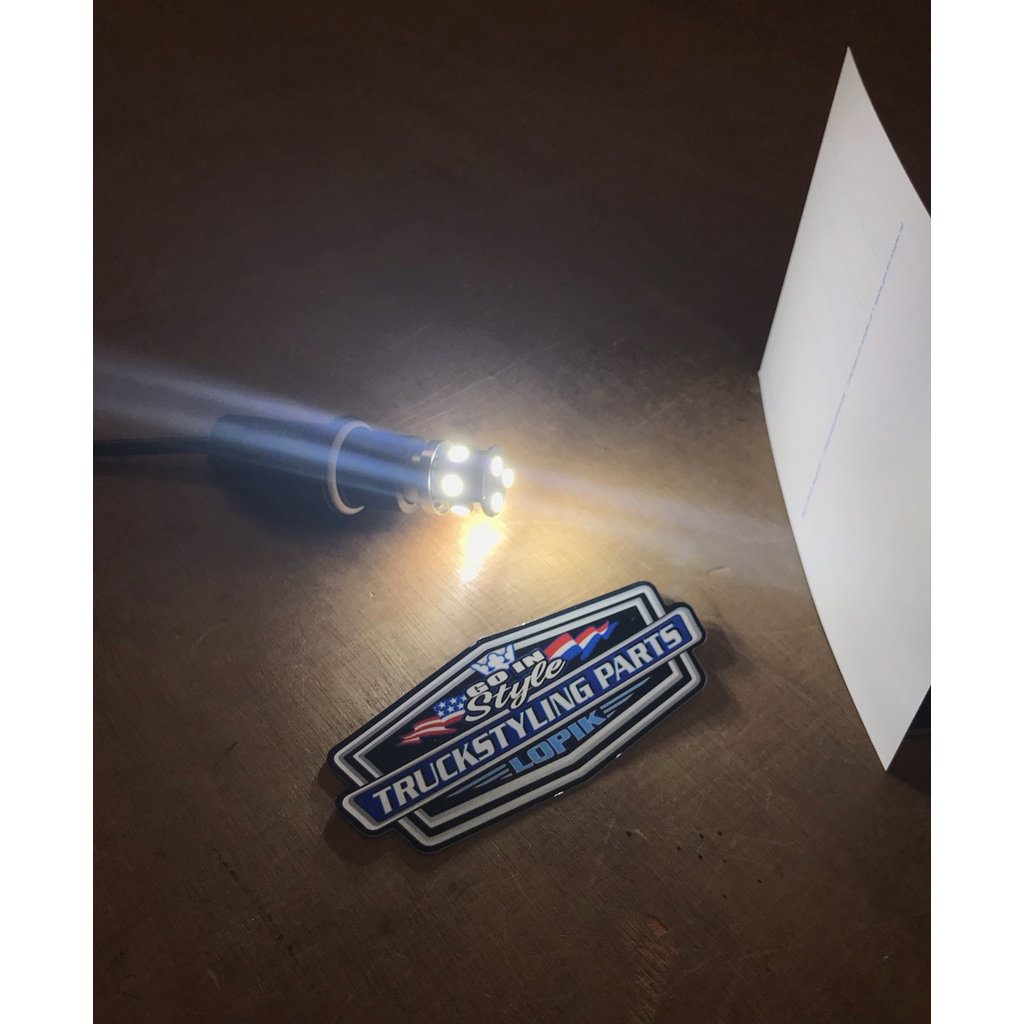Universeel LED-belysning med BA15S-sockel (styckvara)