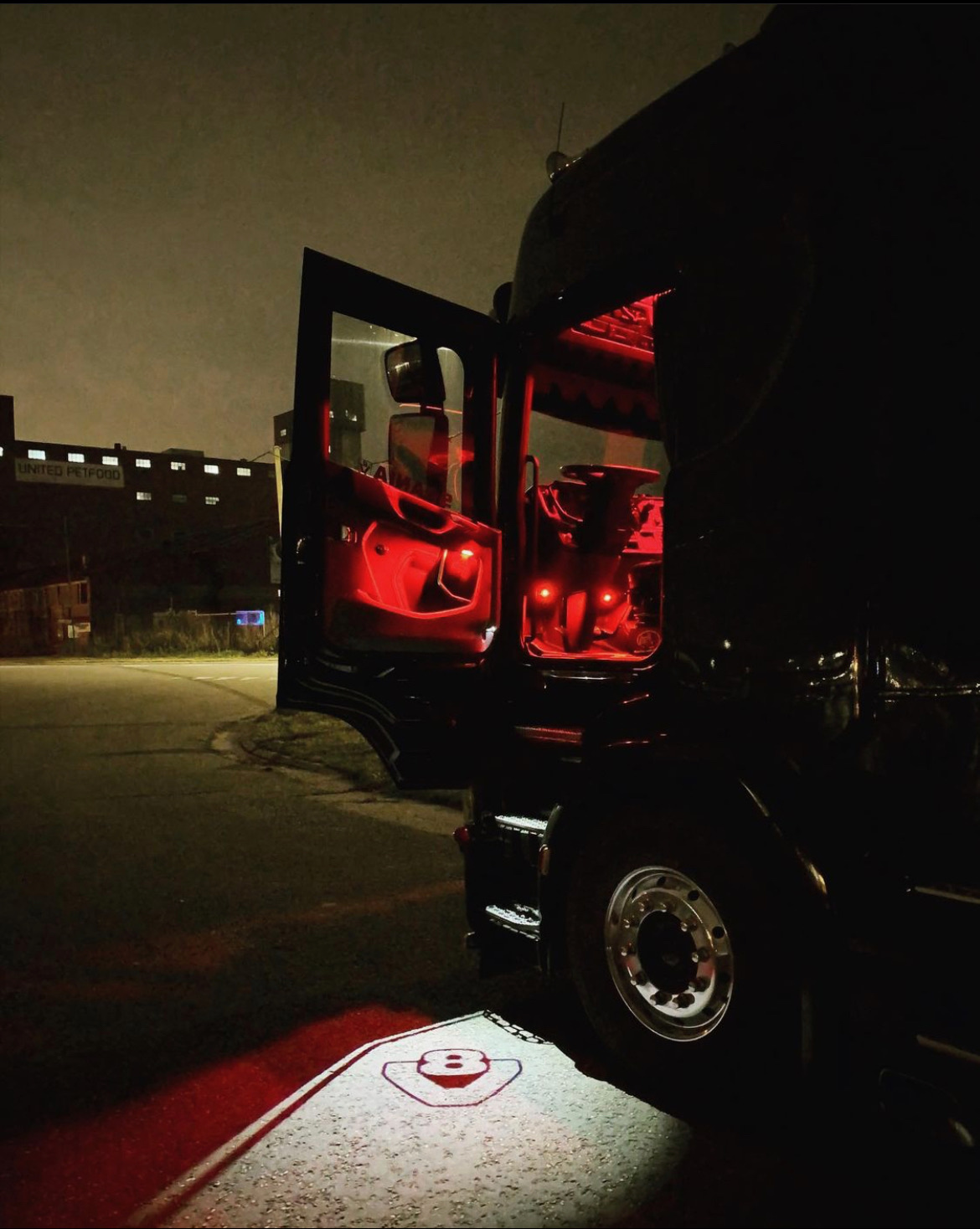 Oświetlenie wejścia Scania NextGen (komplet)