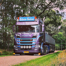 Scania Elastyczny chlapacz Scania 62 x 38 cm