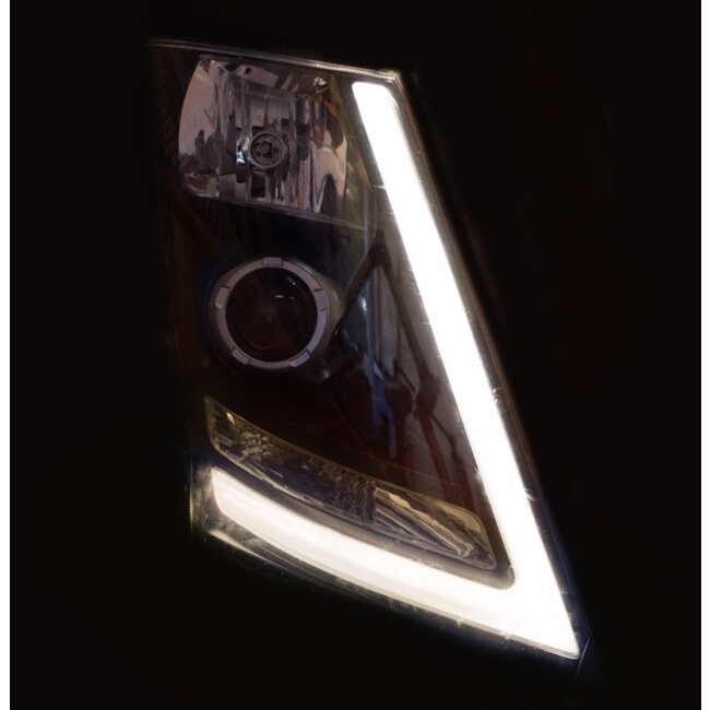 Amber or warm white LED Daytime running lights Volvo FH4 +2016