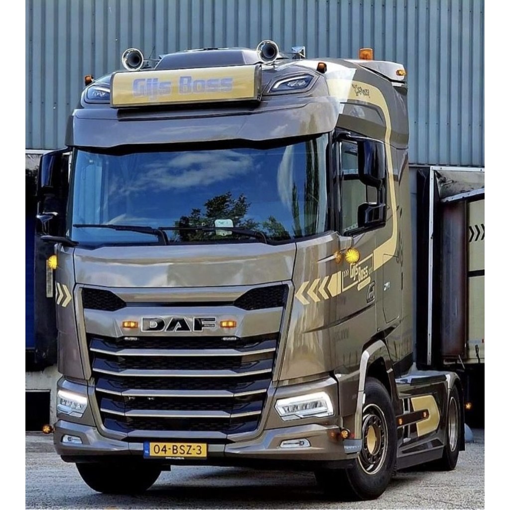 Original Volvo Eckdachleuchte (Komplettset) - Go-in-Style.nl