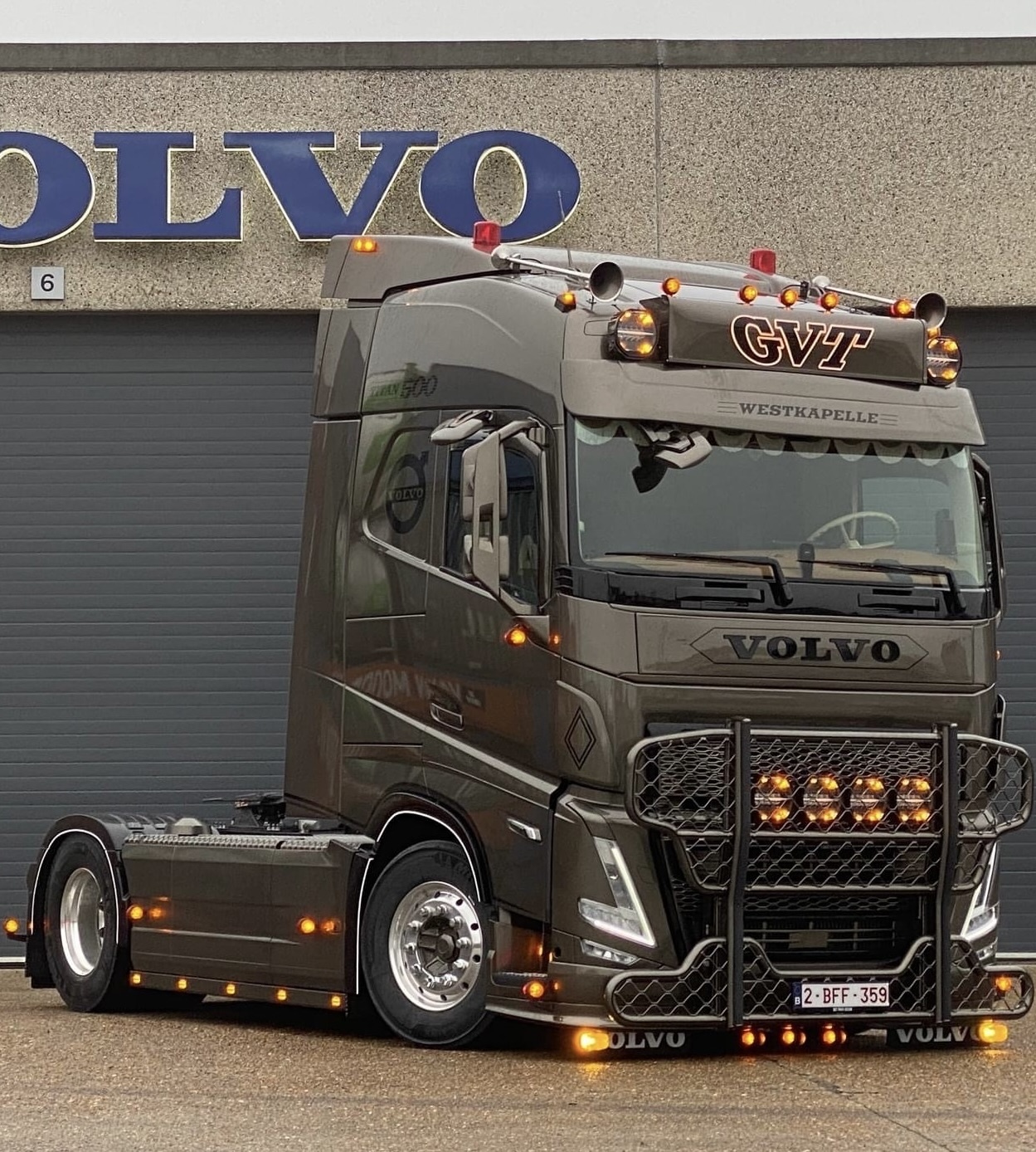 Original Volvo hjørnetoplygte (komplet sæt)