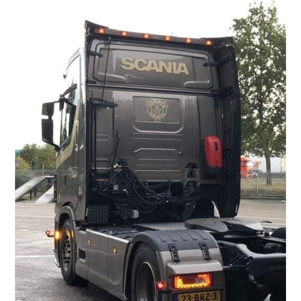 Scania Lampenlat voor onder de dakspoiler van Scania Nextgen