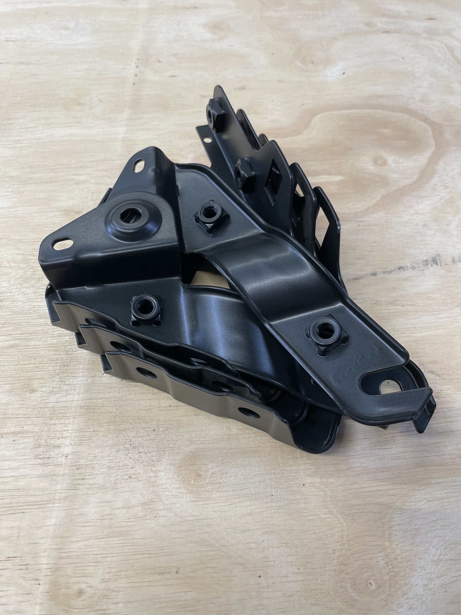 Scania Bracket Streamline for mounting 4/R-series sun visor