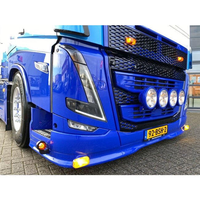 Solarguard-spoiler, Volvo FH4/FH5 + FM5, med Talmu-ljus