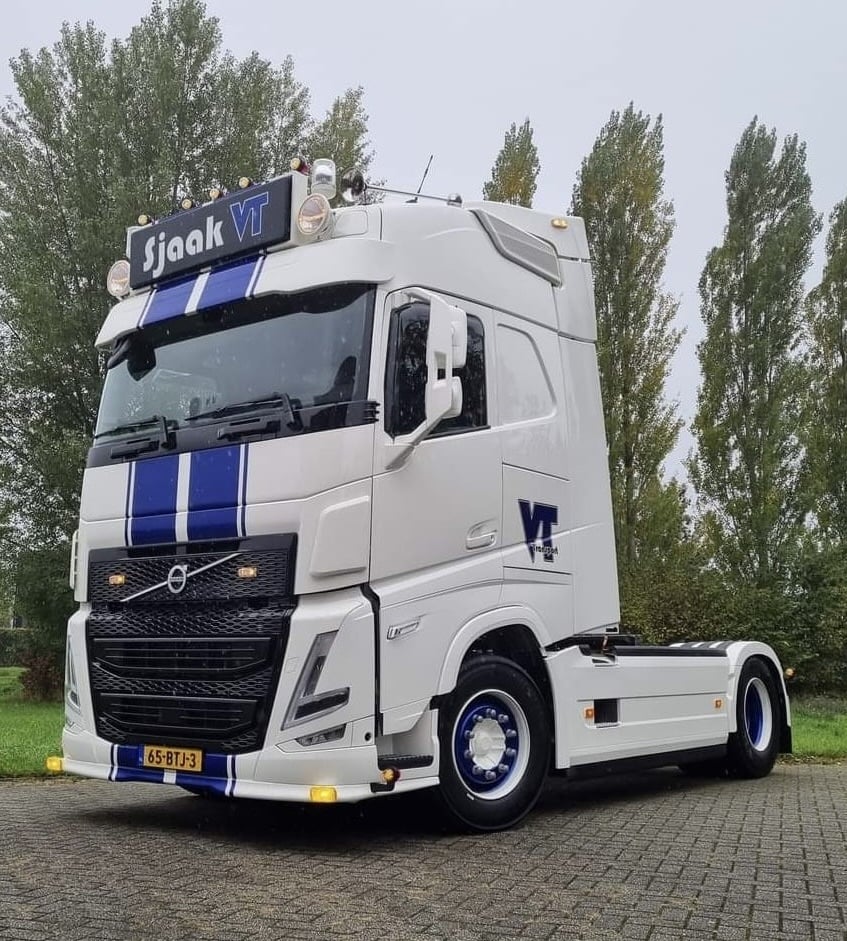 Solarguard Solarguard-spoiler, Volvo FH4/FH5, med Talmu-ljus