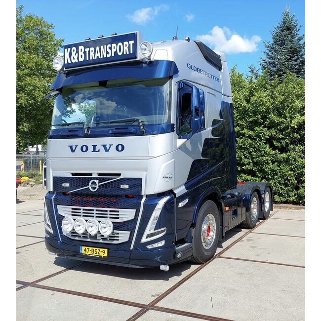 Hella Rally 3000 verstraler met stadslicht