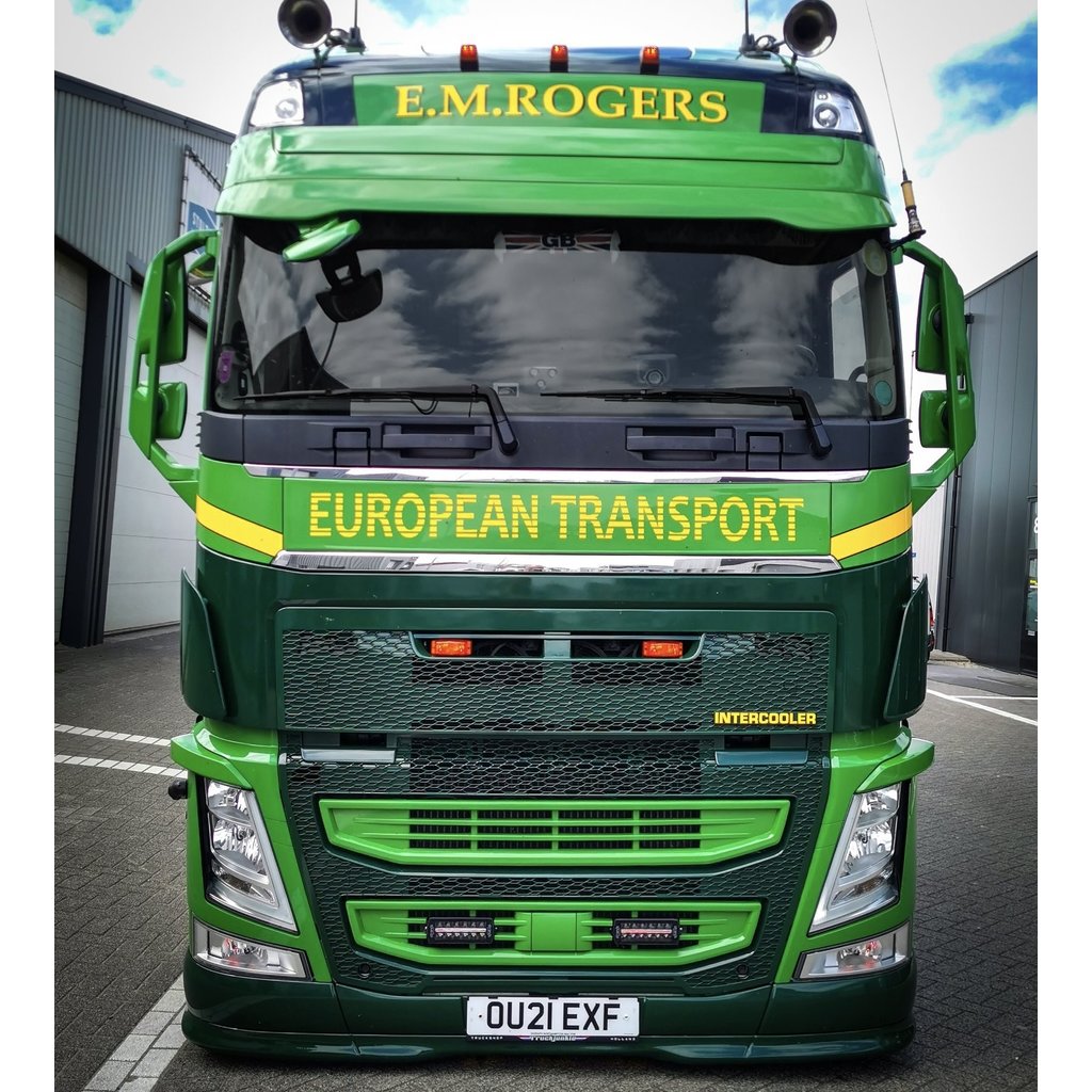 Solarguard Splitter Volvo FH4/FH5 9 cm. - Go-in-Style.nl