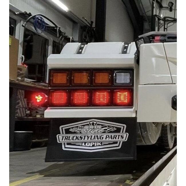 Système de feux arrière Turbo Truckparts avec cadres (ensemble)