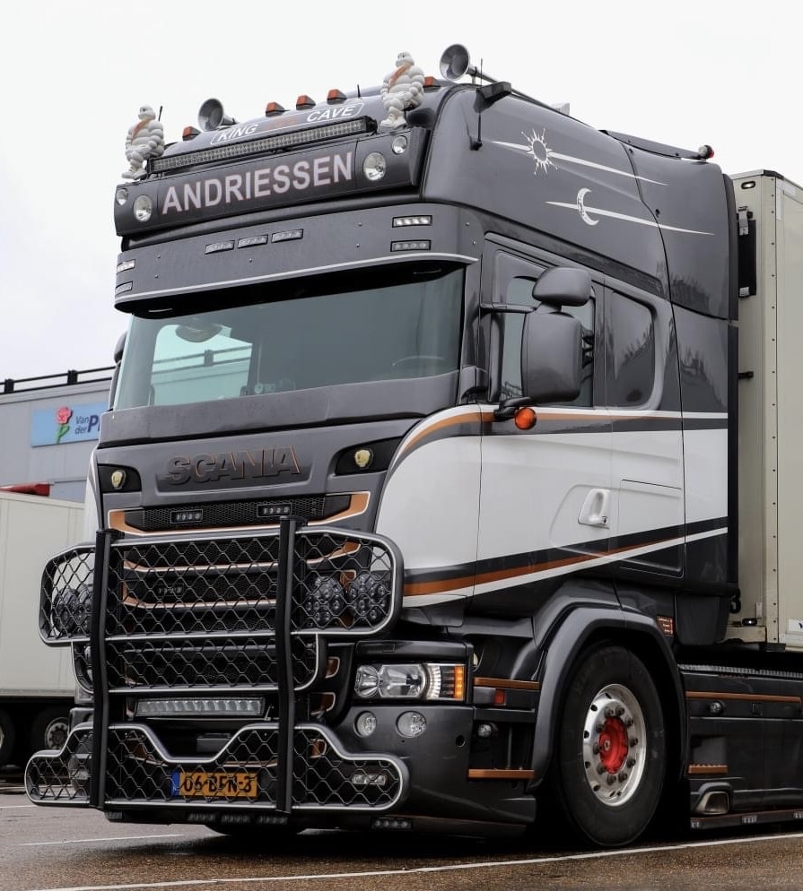 Hypro Bullbar Scania R-series with Adaptive Cruise Control