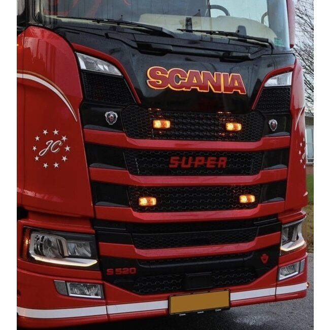 Oplyst Scania-emblem