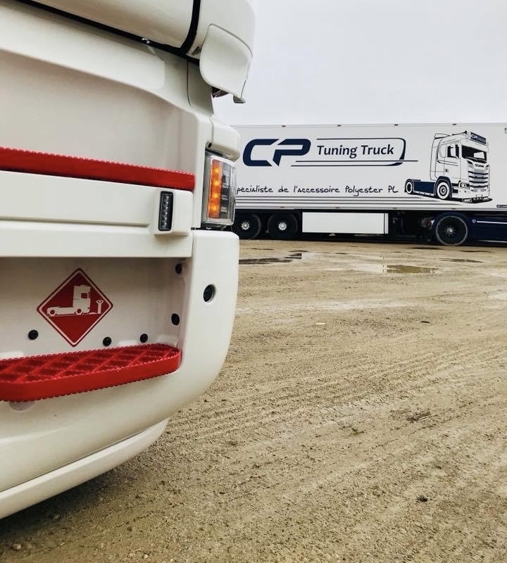 Spoiler sous pare-chocs avant CP Tuning pour pare-chocs bas Scania R - 3 parties