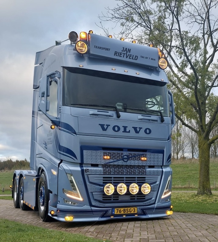 Vepro oy Volvo FH5-frontplåt typ 3