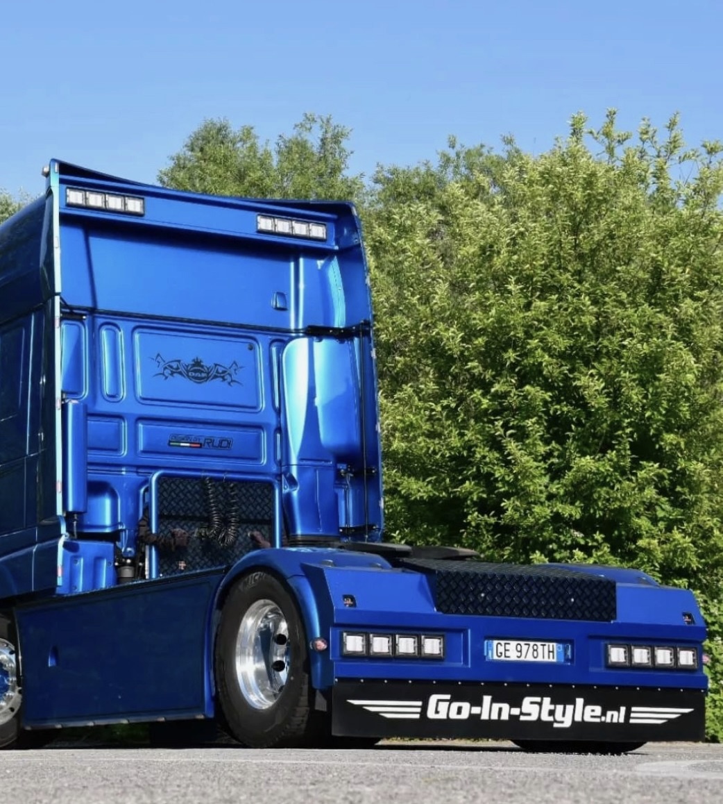 Omnius slim taillight Frame for 4x LED taillight