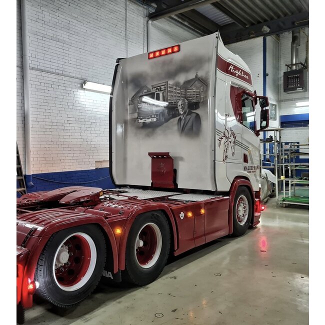 Slank baglygteramme til 5 x Izeled baglygte