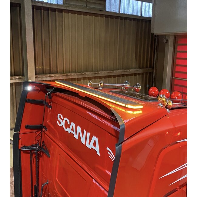 Strands Monitum LED warning light bar