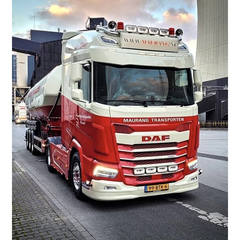 Kelsa Barre de toit Kelsa DAF XF / XG avec câblage