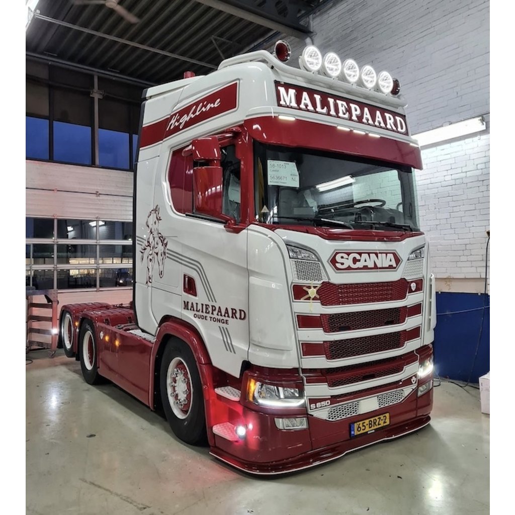 Kelsa Kelsa HiBar Scania NG R&S Highline RVS of  Aluminium