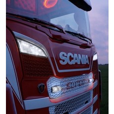 LED-Positionsleuchte Kühlergrill Fernlichtscheinwerfer Bernsteingelb/Weiß Scania NG