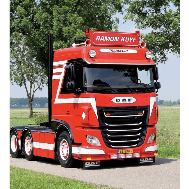 Englische Sonnenblende DAF XF Space Cab