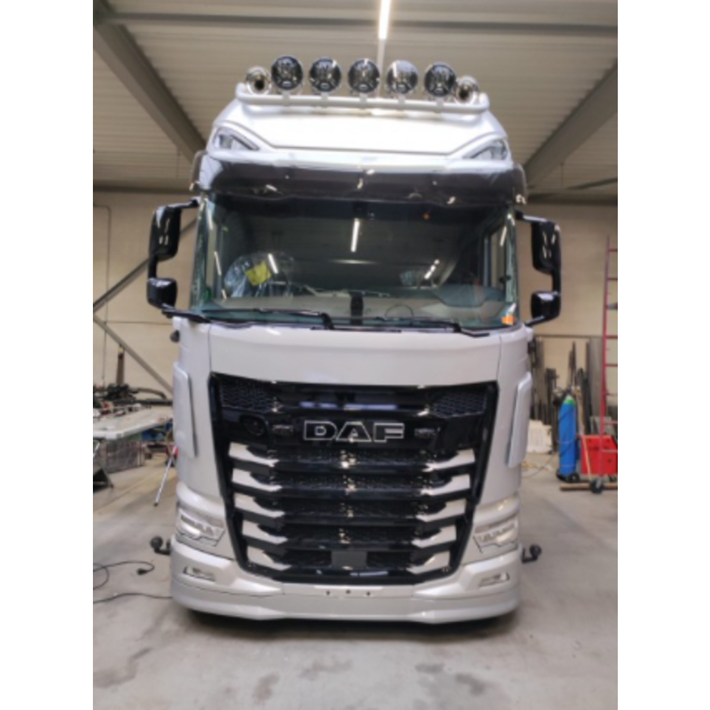 Vepro oy Vepro XL zonneklep voor de  DAF XG+