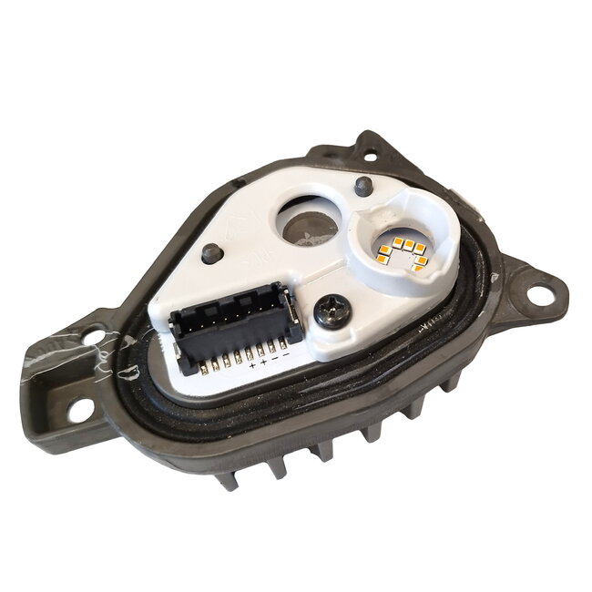 Mercedes orangefärgade varselljus