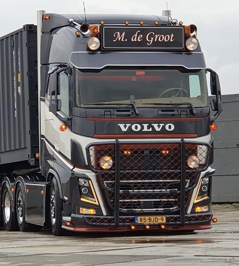 Trux Przednie orurowanie Trux Volvo FH4 / FH5