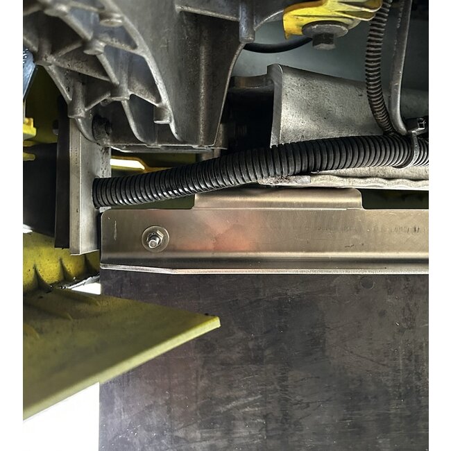 Turbo Truckparts  mudflap brackets Volvo FH/FM5/Aero (set)