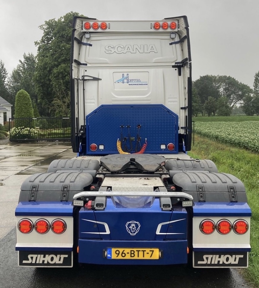 Turbo Truckparts Fahrgestellschutz aus Edelstahl Scania