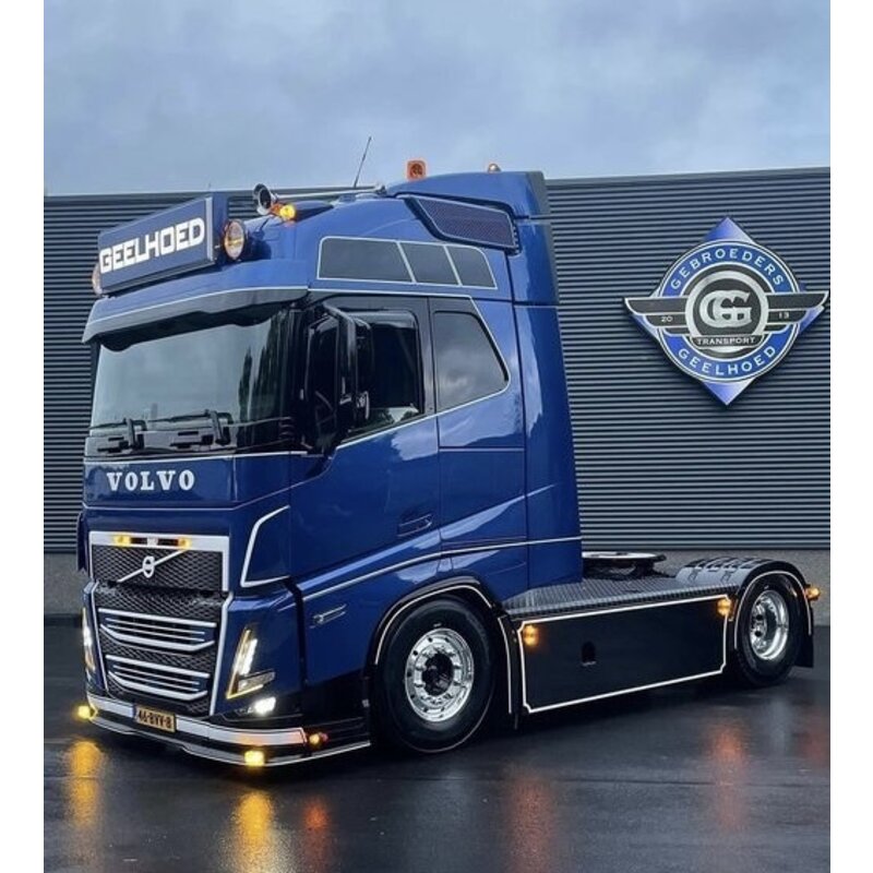 Truck is Drug - Volvo FH4/5 - Type 3 Sunvisor