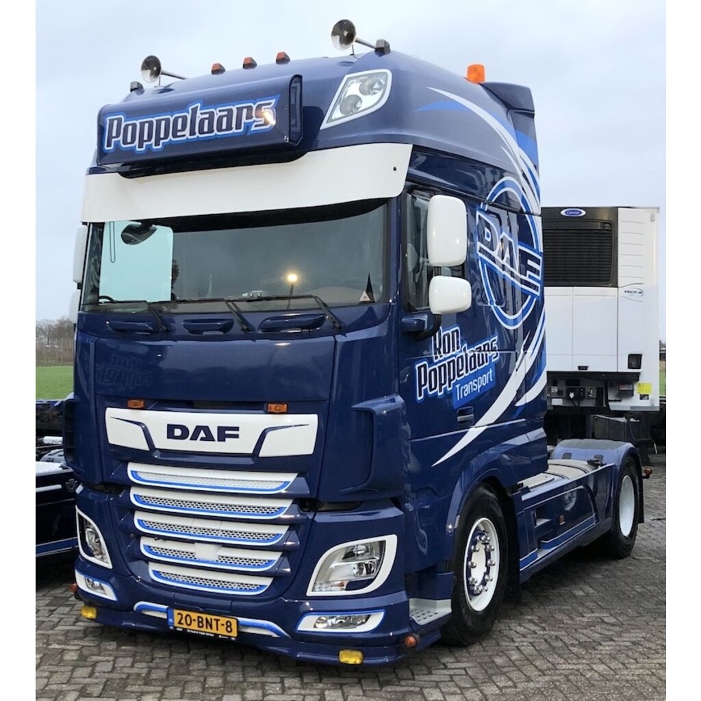 DAF Wsporniki do do neonu dachowego (komplet) DAF SSC