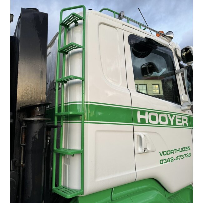 Cabinetrap staal rechts Scania R-serie Highline