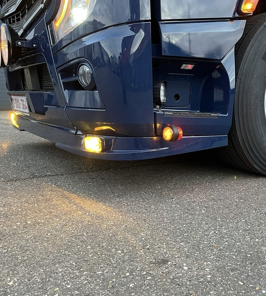 Solarguard Spoilerlippe Mercedes-Benz Actros