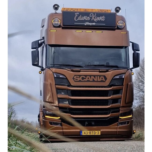 Fox Parts Sonnenblende Scania NG 45 cm (5 Dachleuchten neuer Bauart), gerade und extratief