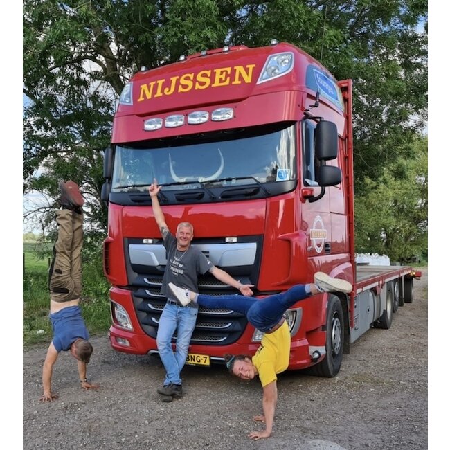 Fox Parts solskærm 27,5 cm DAF XF Super Space Cab 4 Kørelys huller