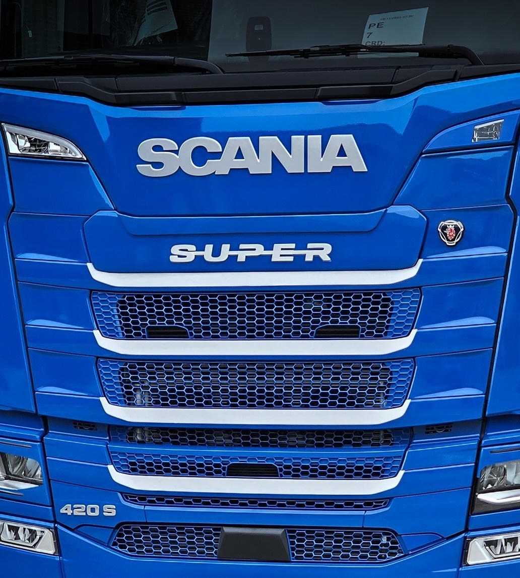 Solarguard Scania S-U-P-E-R grillkåpa