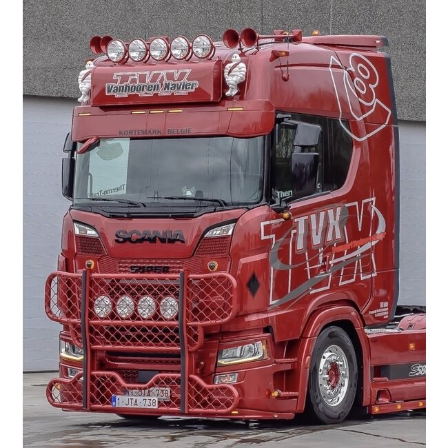 WAS LED-Fernscheinwerfer mit Lichtring positionieren