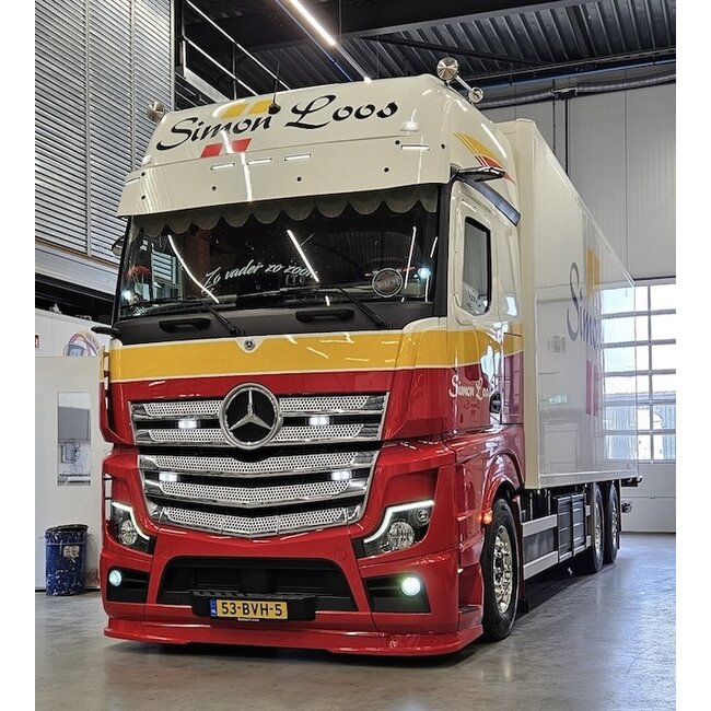 Spoiler sous pare-chocs avant Solarguard Mercedes-Benz Actros