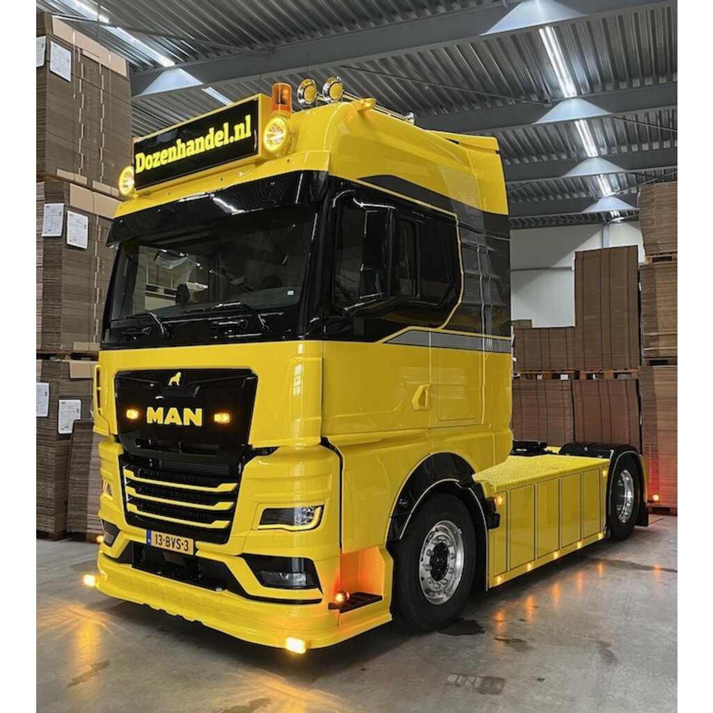 Solarguard Solarguard bumper spoiler MAN TGX with talmus